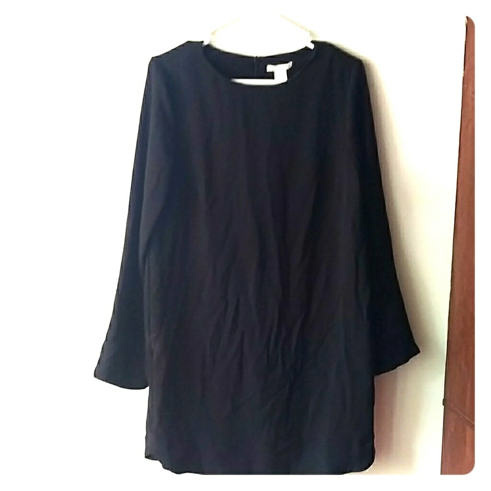 Little black dress. H&M. Size 10.